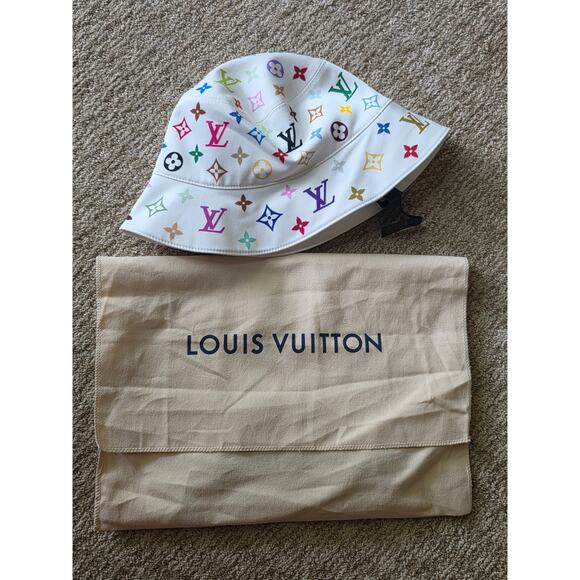 Louis Vuitton White LV x TM Reversible Superflat Bucket Hat S sz main image 13